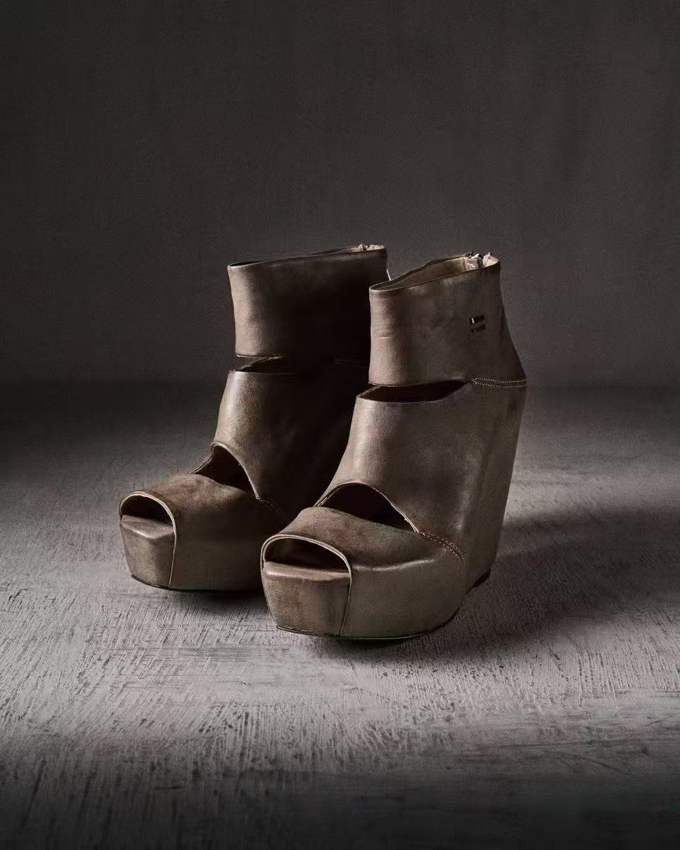 Women'S Fashion Leather Boots - أحذية نسائية صيفية جديدة بتصميم قوطي