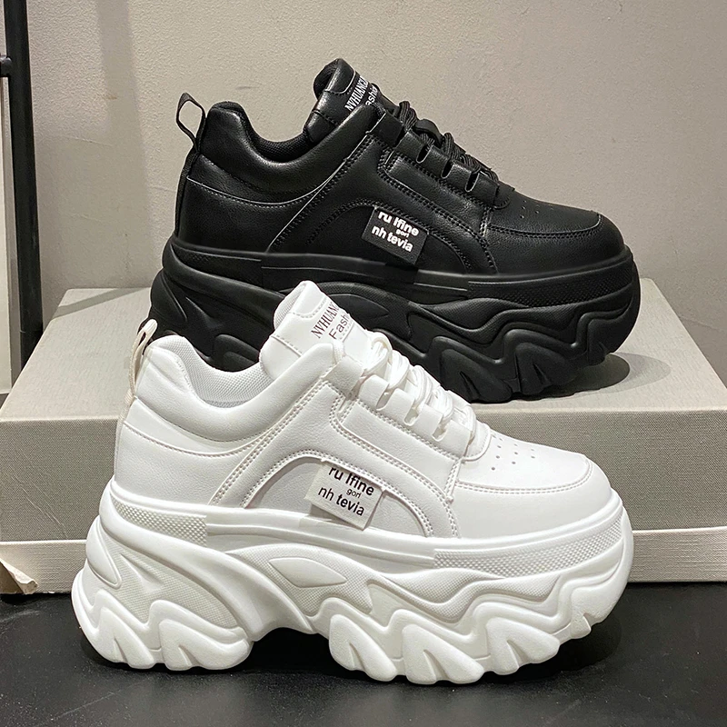 Women'S Fashion Tennis Shoes - أبيض أسود أحذية رياضية مكتنزة النساء
